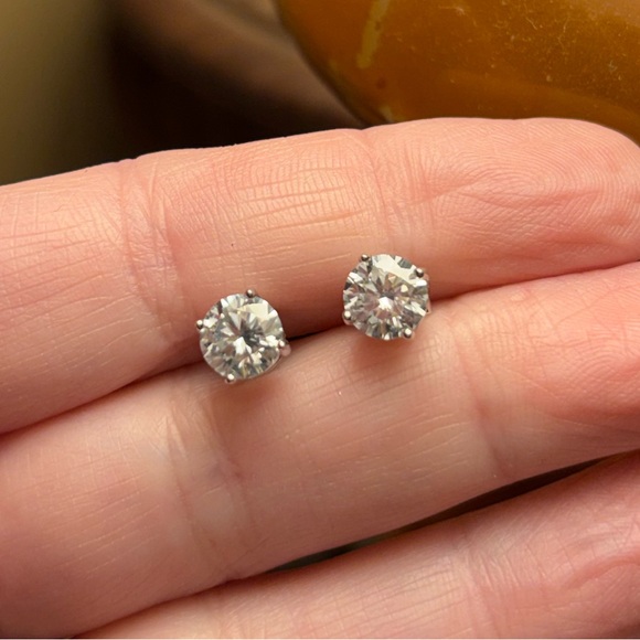 3TCW Moissanite Earrings 925 NFS